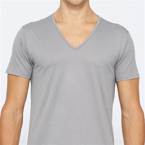 uniqlo undershirt airism.